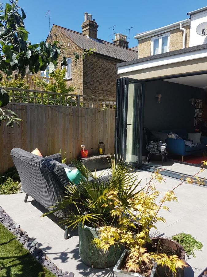 The Space At 8, Garden Flat Close To Town & Beach Whitstable Extérieur photo